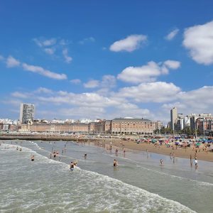 PLAYA POPULAR